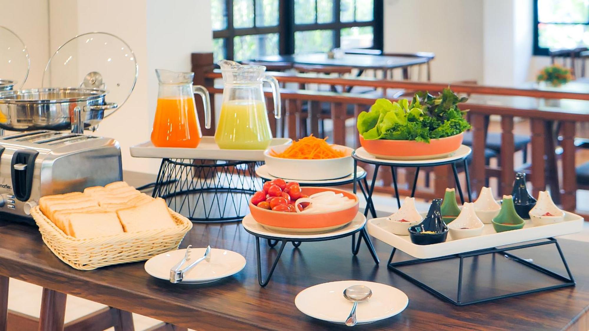 Siam​ Avari​ Chiangrai​ Hotel Chiang Rai Bagian luar foto