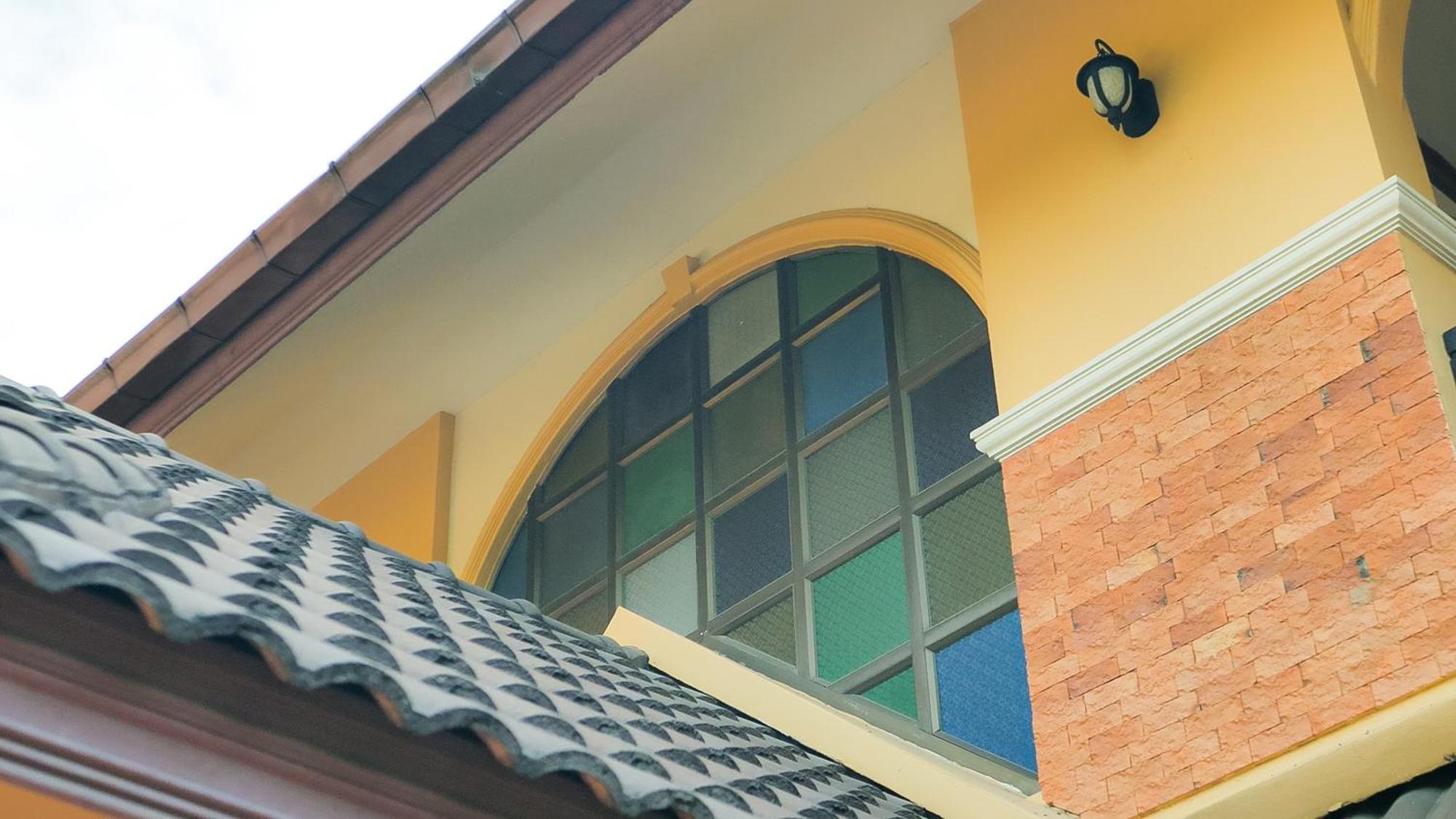 Siam​ Avari​ Chiangrai​ Hotel Chiang Rai Bagian luar foto