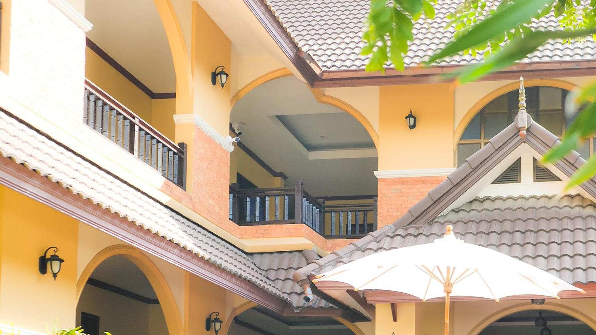 Siam​ Avari​ Chiangrai​ Hotel Chiang Rai Bagian luar foto
