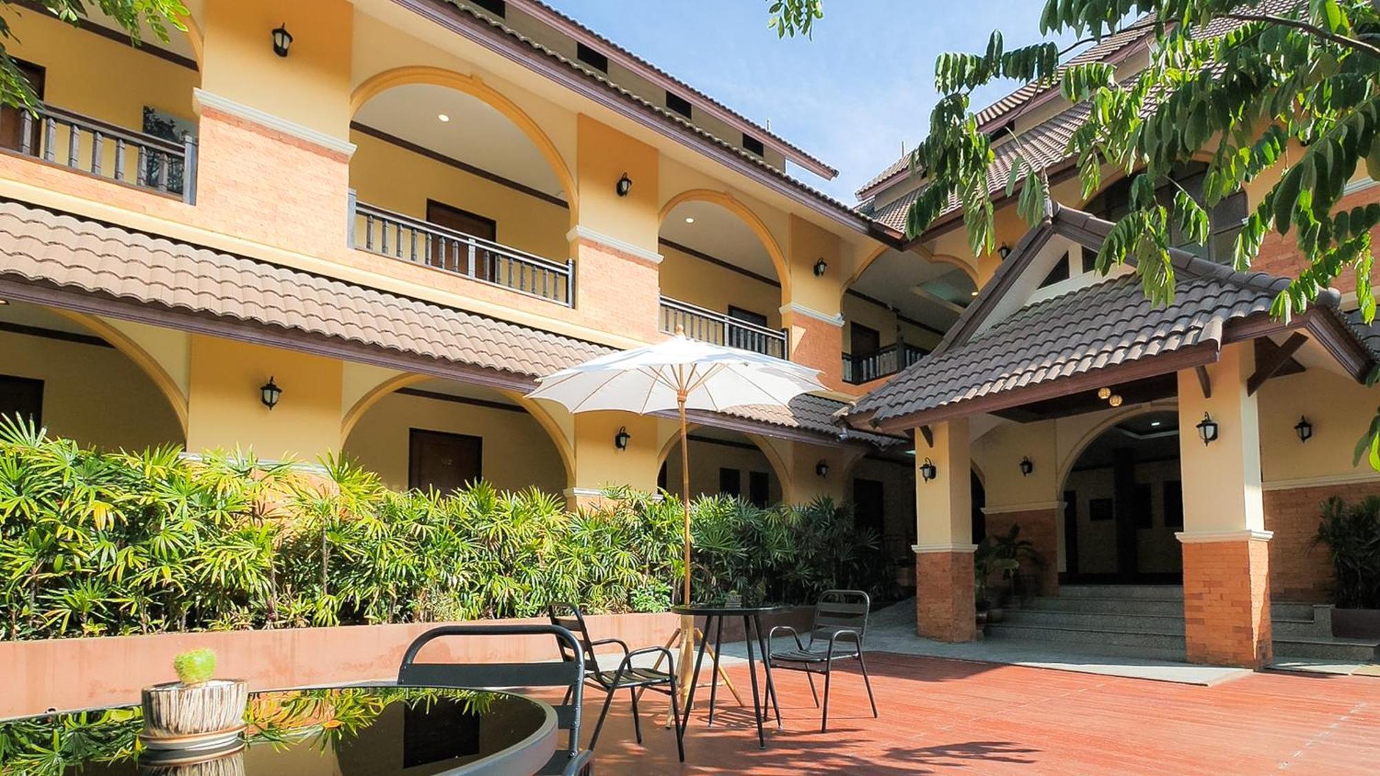 Siam​ Avari​ Chiangrai​ Hotel Chiang Rai Bagian luar foto